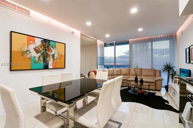 Foto del edificio - 92 SW 3rd St