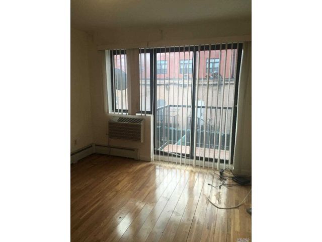 Foto del edificio - 75-62 113th St