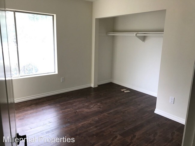 Building Photo - 9515 Crystal View Dr