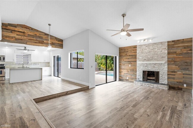 Foto del edificio - 3 br, 2 bath House - Welleby