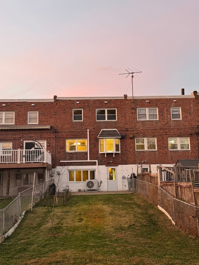 Photo - 12425 Dunks Ferry Rd (Philadelphia, PA) House