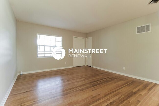 Foto del edificio - 4 Bedroom Pet-Friendly Home in Orlando, FL...