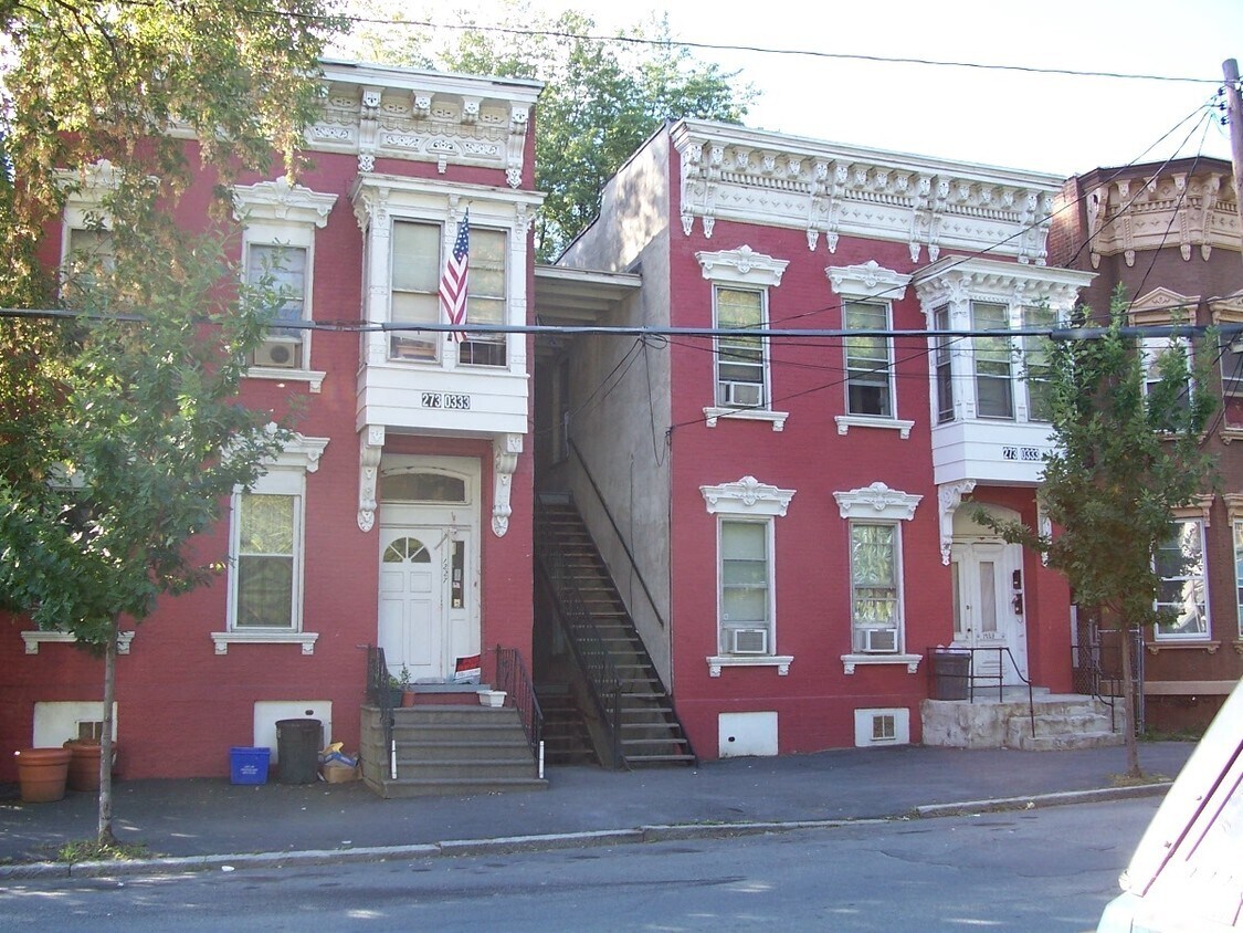 Building Photo - 1227-1229 Broadway