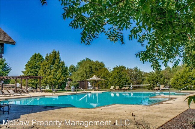 Building Photo - 4 br, 2.5 bath House - 1917 Goldenrod Ln.