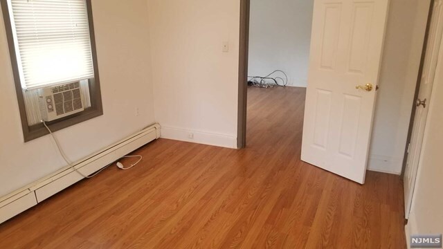 Building Photo - 639 Oradell Ave