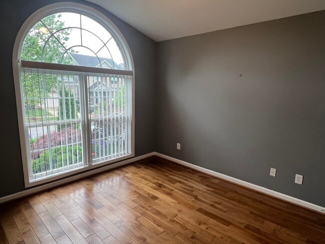 Foto del edificio - 221 Old Woolen Mill Ln