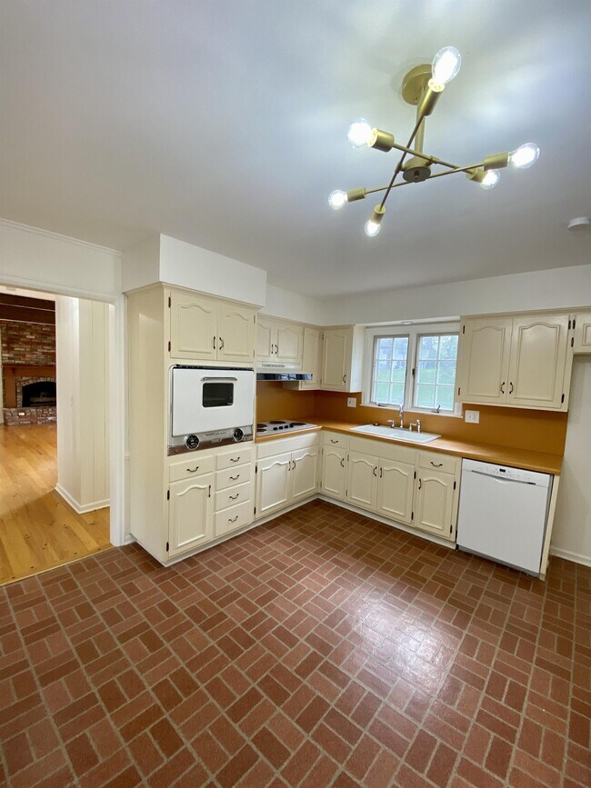 Foto del edificio - 9136 Switzer St