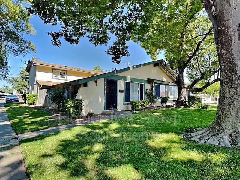 Foto principal - 7110 Chandler Dr