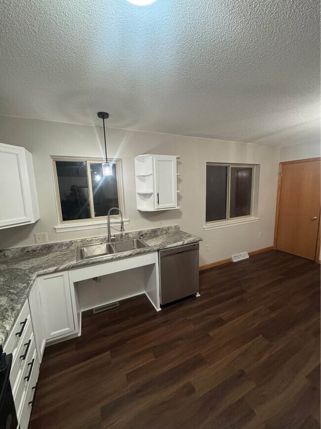 Foto del edificio - 112 Becker St