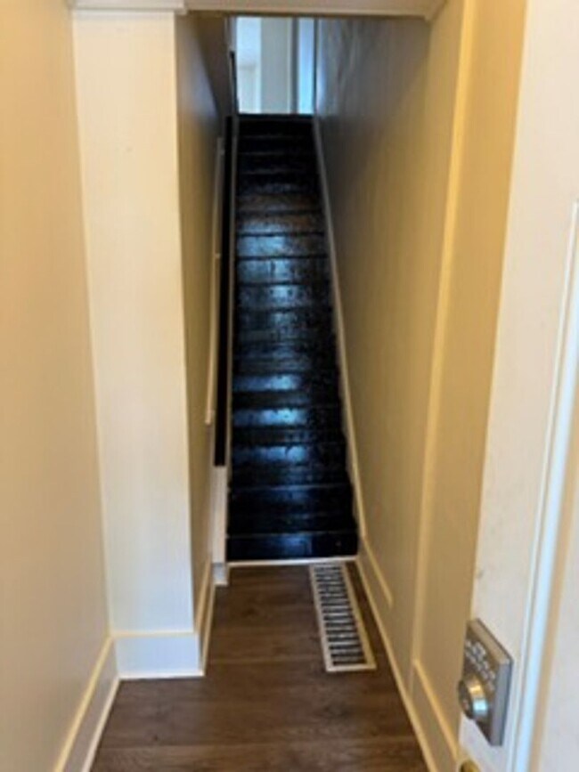 Foto del edificio - 1559 W King St