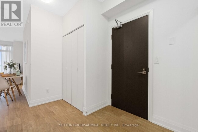 Photo du bâtiment - 3600 Hwy 7