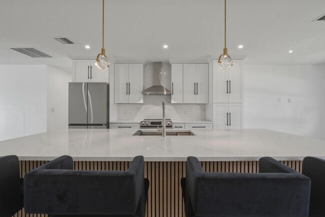 Foto del edificio - 461 SW 1st St