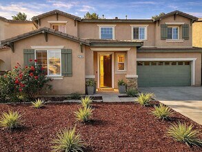 Building Photo - 29785 Peacock Mountain Dr