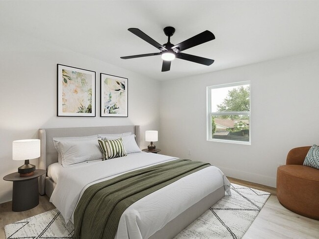 Building Photo - Fully Renovated 3BR Home with Designer Kitchen & Spacious Yard in Richardson