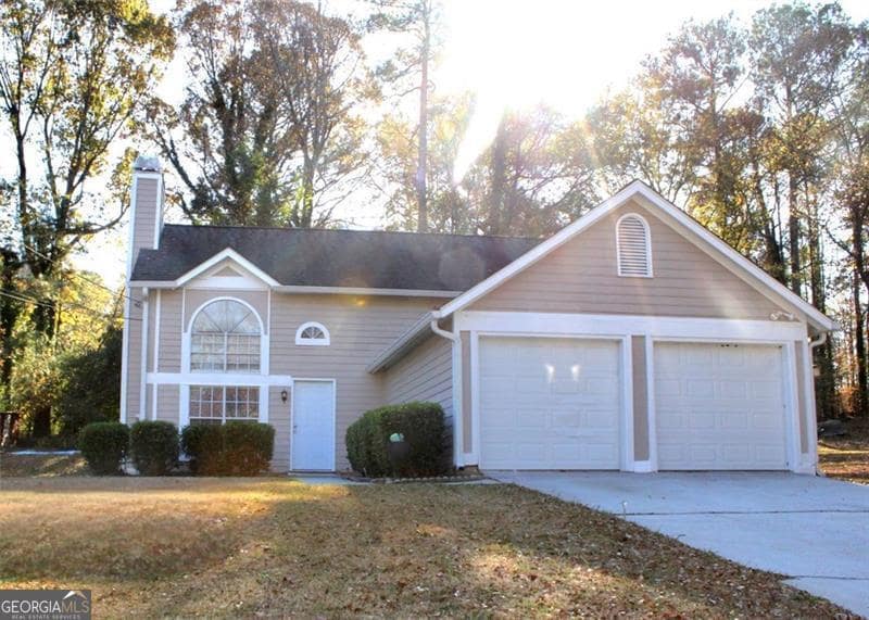 Foto principal - 4879 Ardsley Dr