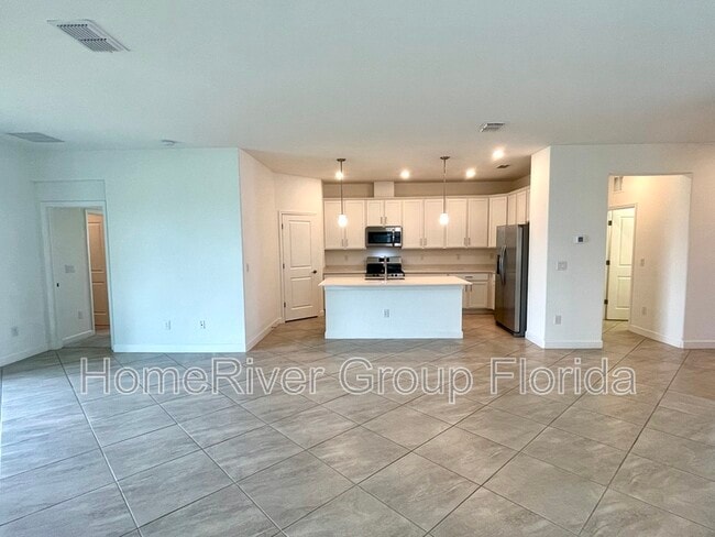 Foto del edificio - 5119 Coral Reef Wy