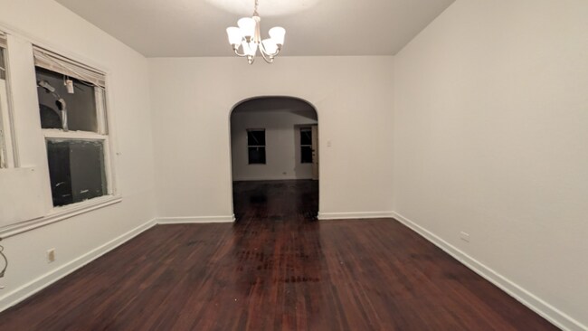 Foto del edificio - 404 Club Dr