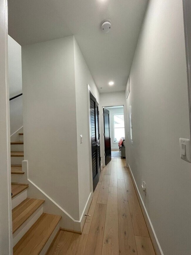 Building Photo - Charming 2BR House in Washington, DC