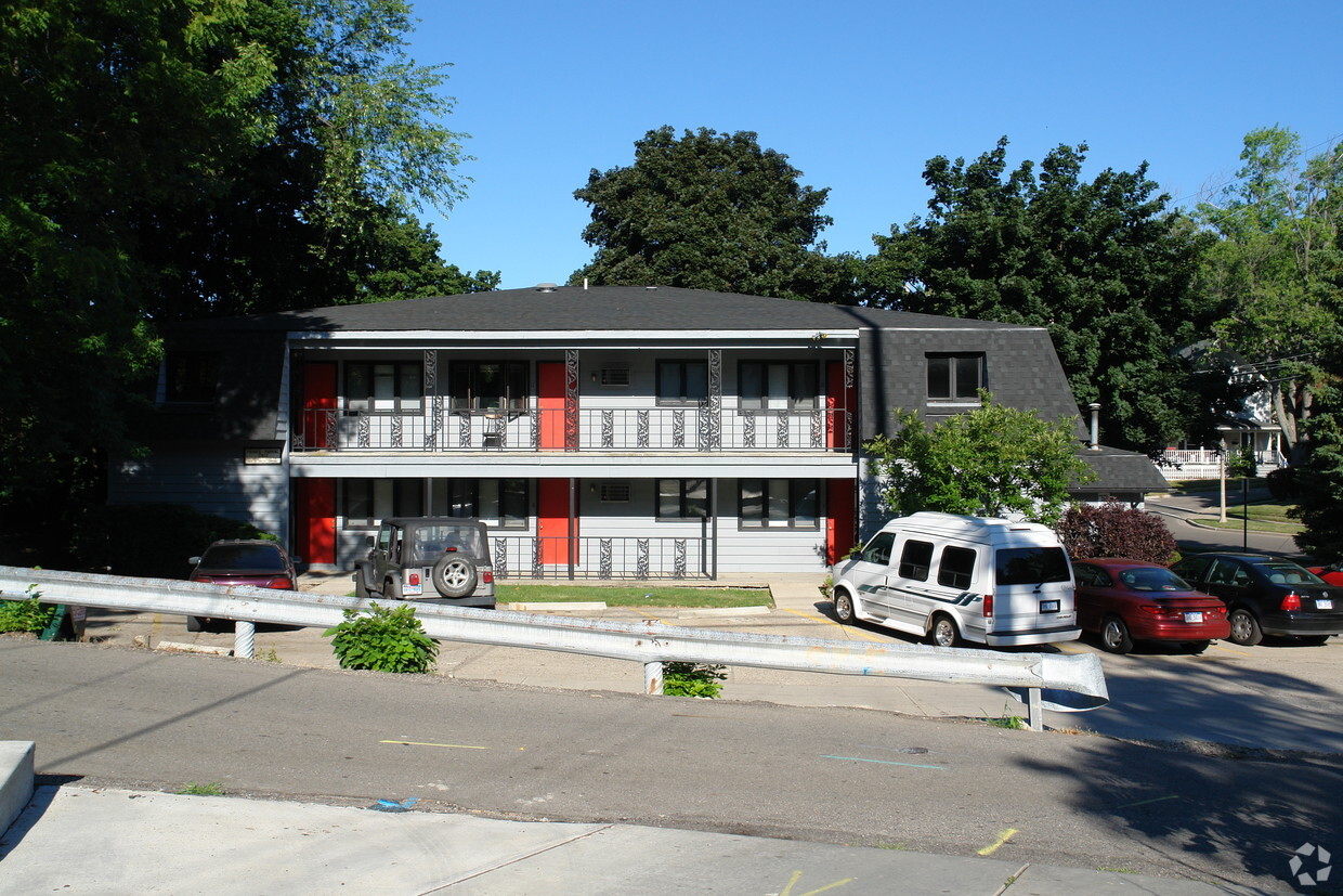 Foto del edificio - Maplewood Apartments