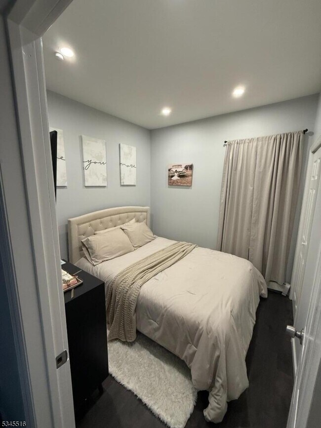 Foto del edificio - 124-126 Keen St