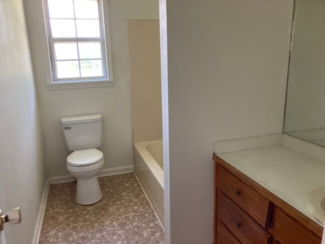 bathroom with full bath - 477 Stanton Grove Rd