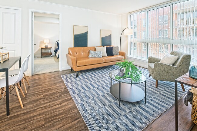 Thomas Court 470 N Thomas St Arlington VA 22203 Apartments com Thomas Court 470 N Thomas St Arlington VA 22203 Apartments com