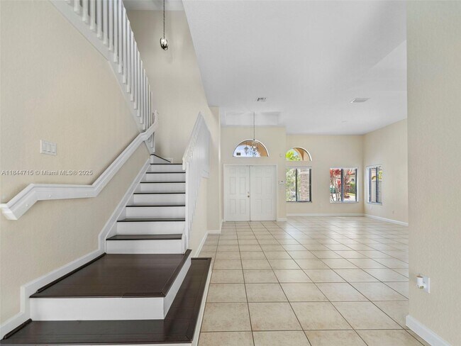 Building Photo - 1438 SW 154th Ct