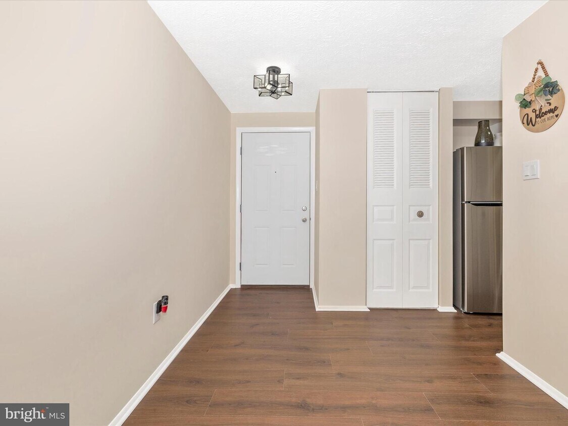 Foto principal - 531 Heather Ridge Dr