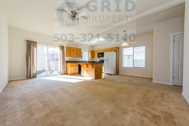 Photo - Beautiful 3BR Townhome