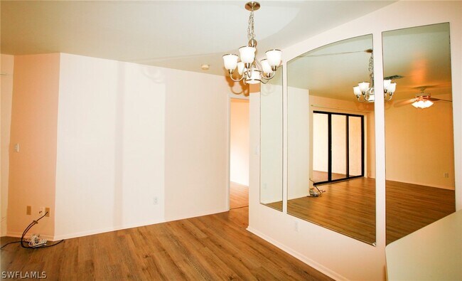 Foto del edificio - 13264 White Marsh Ln