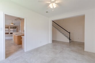 Building Photo - 12214 Meadow Ln Ct