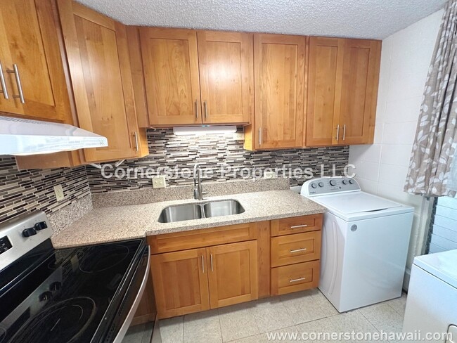 Foto del edificio - 95-2057-2057 Waikalani Pl