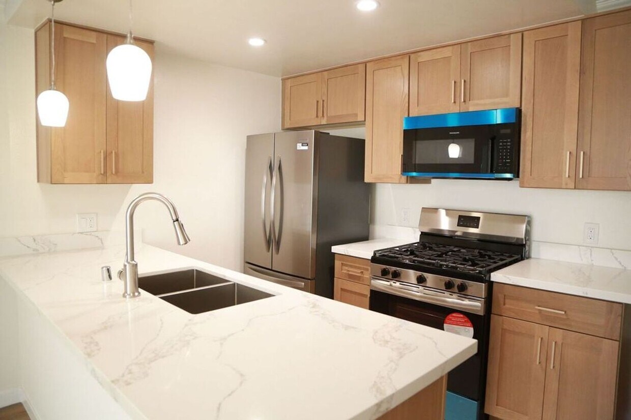 Foto principal - Vista Luxury Investments, LLC