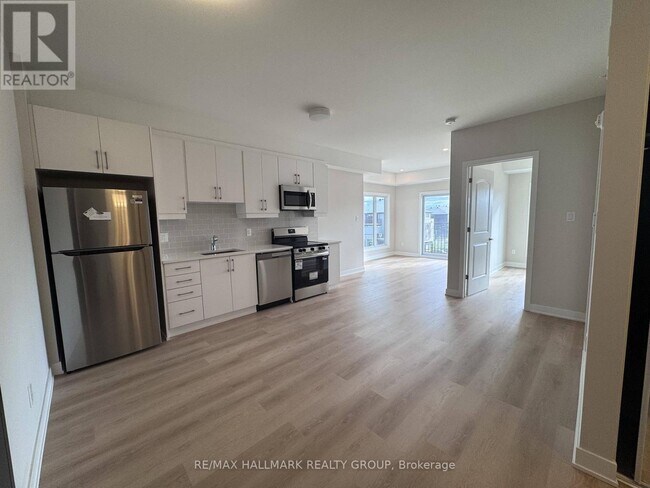 Photo du bâtiment - 2370 Tenth Line Rd