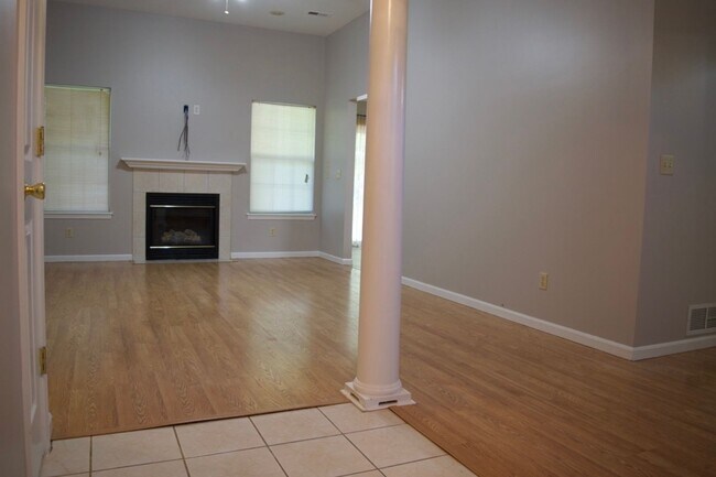 Foto del edificio - Great 3 Bed 2 Bath House In Ashland MO!