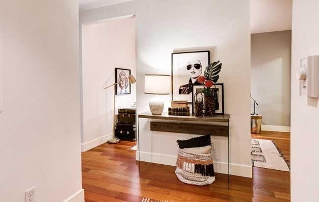 Building Photo - 2911 2nd Ave