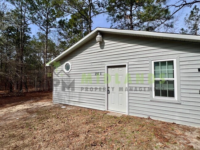 Foto del edificio - 290A Browning Court