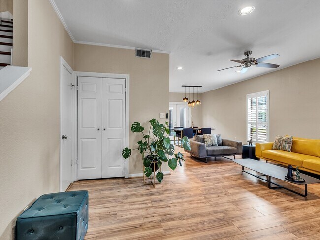 Building Photo - 701 Bering Dr