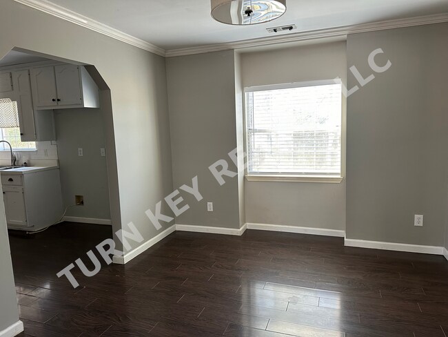 Building Photo - Home for rent in Huffman