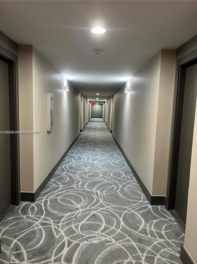 Foto del edificio - 770 Claughton Island Dr