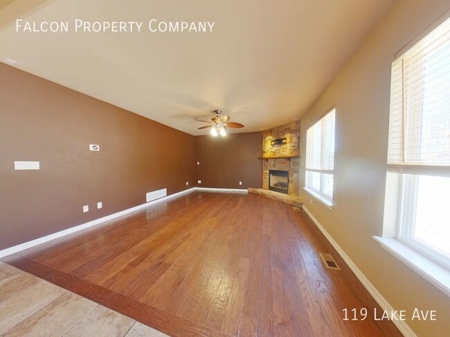 Building Photo - Spectacular Home in Palmer Lake! - Lease P...