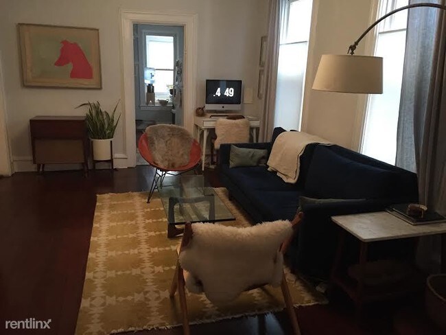 Foto del edificio - 2924 W Lyndale St