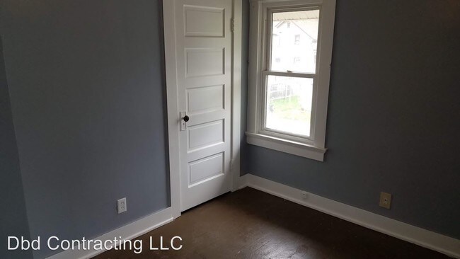 Building Photo - 4 br, 2 bath House - 2911 Smith St