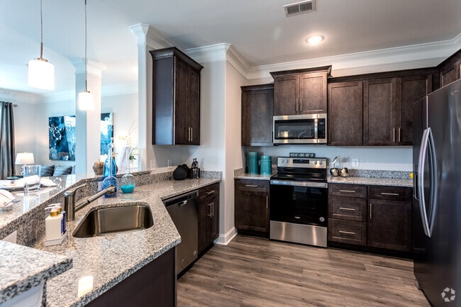 1HAB, 1BA - 934 ft² - Villages at Raleigh Beach