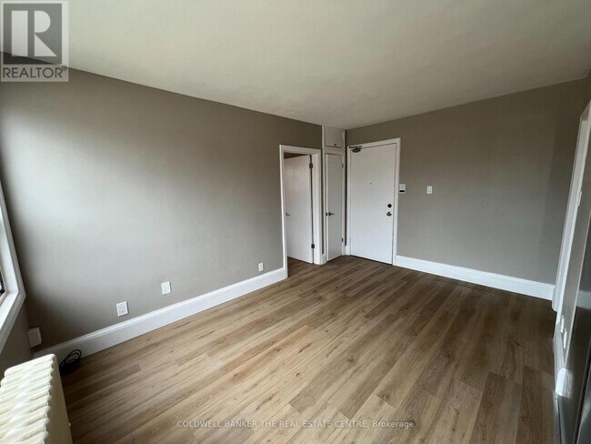 Building Photo - 108 Grandville Ave