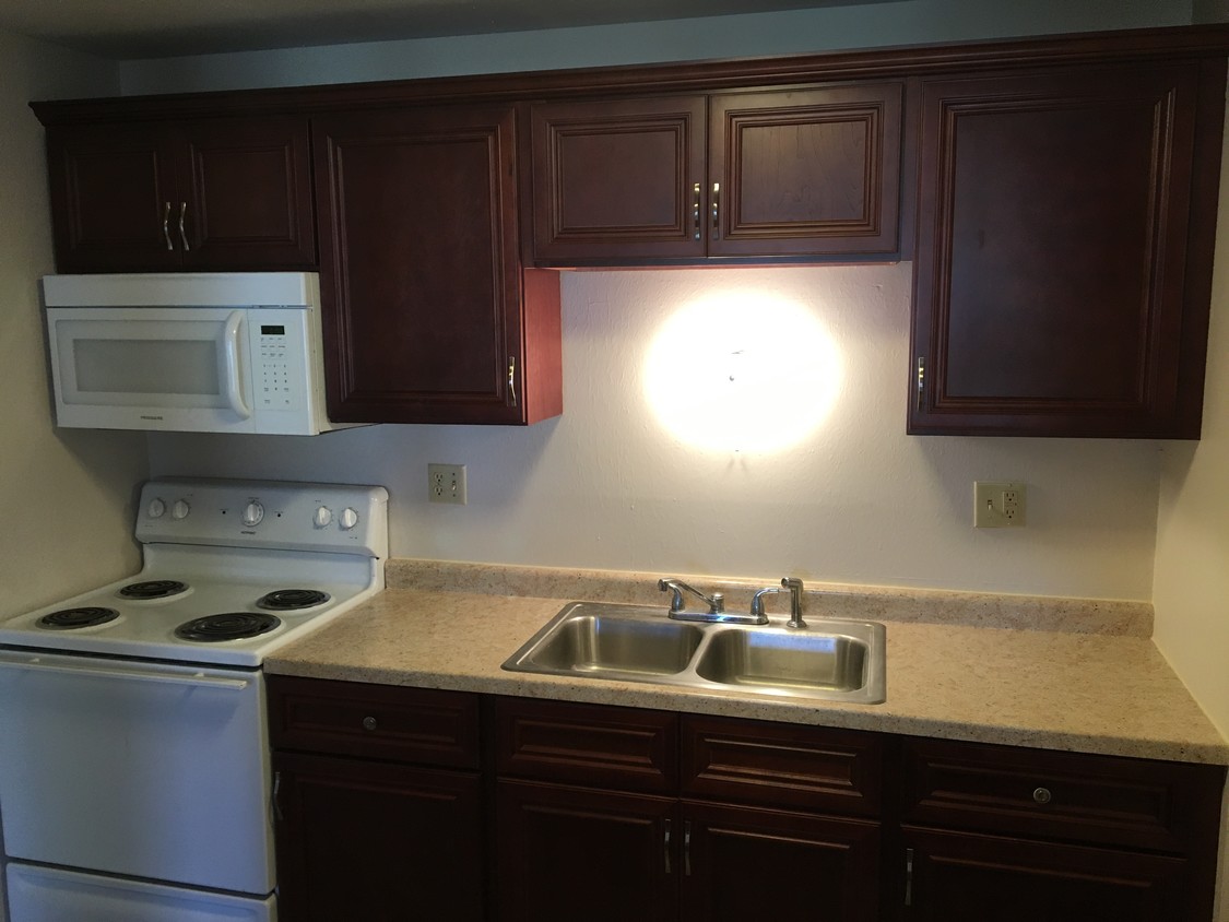Foto principal - 1657 S Carriage Ln