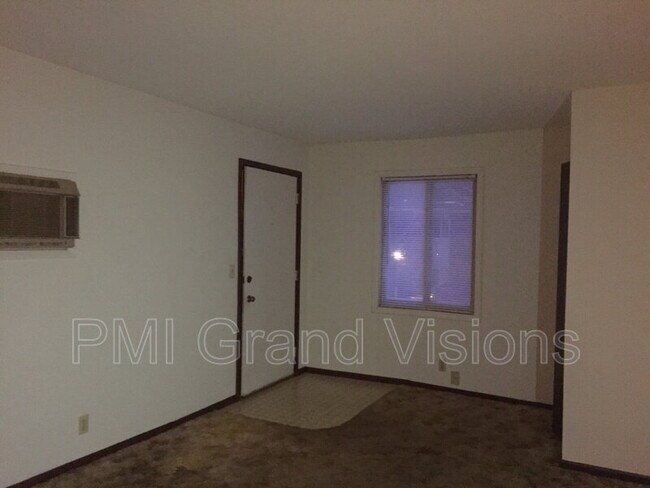Foto del edificio - 333 Southland Dr
