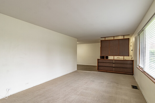 Foto del edificio - 901 Hunter Rd
