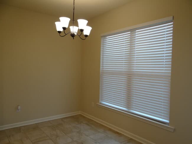 Foto del edificio - Beautiful Home for Lease in Denham Springs