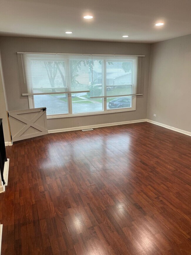 Foto del edificio - 6730 Valley View Rd